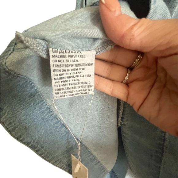 *NWT* Politi Casual Blue Denim‎ Romper Dress with pockets , Size Small - Picture 7 of 8